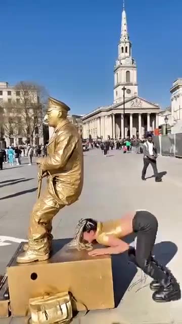 Funny Statue