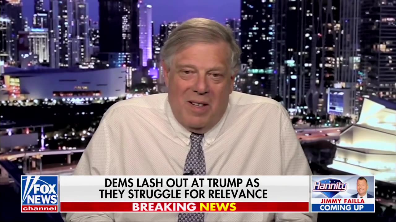 Fmr Clinton Pollster Stumbles When Asked To Name Moderate Democrats, Admits It's A 'Small List'