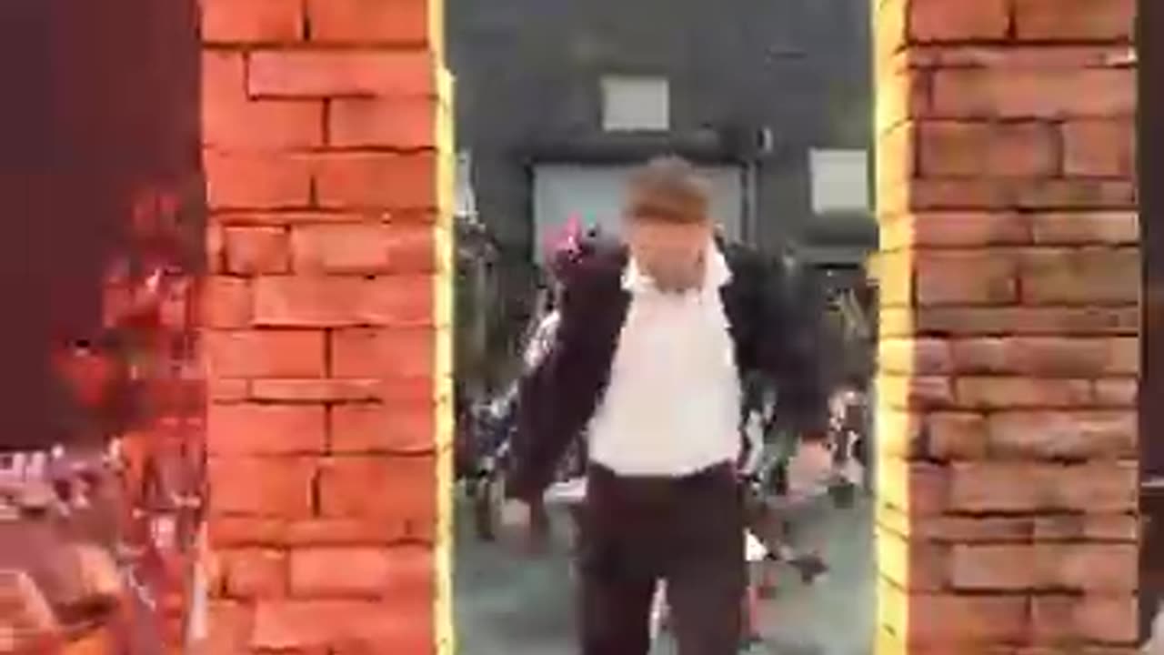 1$ vs 25,000$ vfx