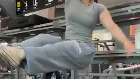 Incredible: hollup lemme cook ☝️ #gym #trending #fit #fitness #workout #trainin