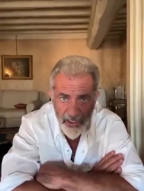 He Should Run: Mel Gibson Wants Newscum and Bass Removed and Replaced by Competent Leadership