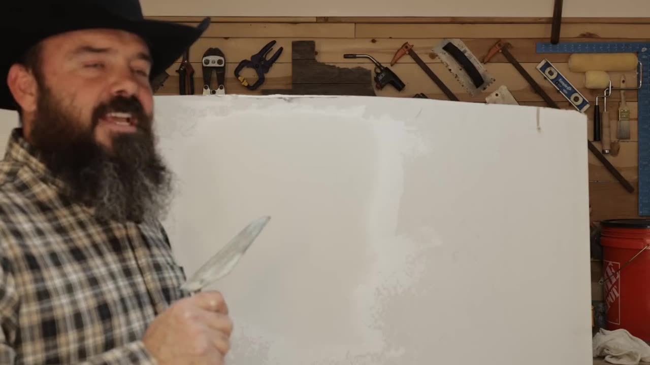 Handyman's Secret Turn Skills into $200 Hour! No Callbacks!