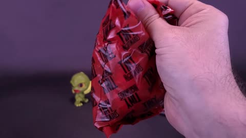 Just Play Tiny Nightmares Terrif Eyes Series 1 Blind Box Collectibles