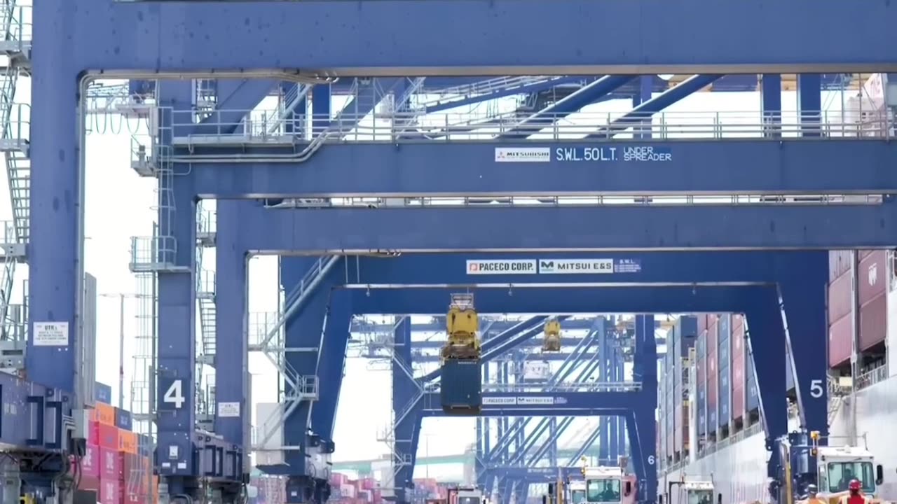 THE CHINESE GOVT CONTINUES TO PLAY TOUGH AND STRONG AS BUSINESSES AND COMPANIES IN CHINA COLLAPSES