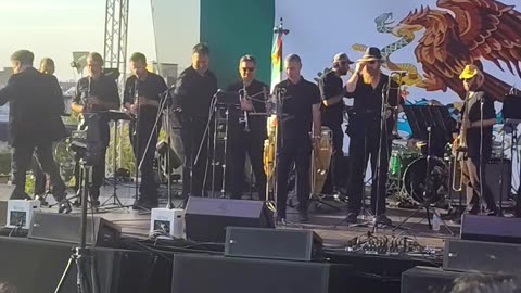 "Banda Nueva York" celebra la Independencia de México en NYC. 3de5