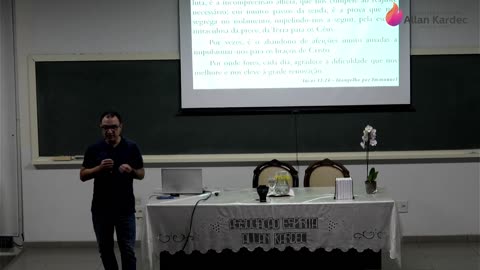 OS POEMAS E CASOS MAIS LINDOS DE CHICO XAVIER - Palestra de Antônio Belini