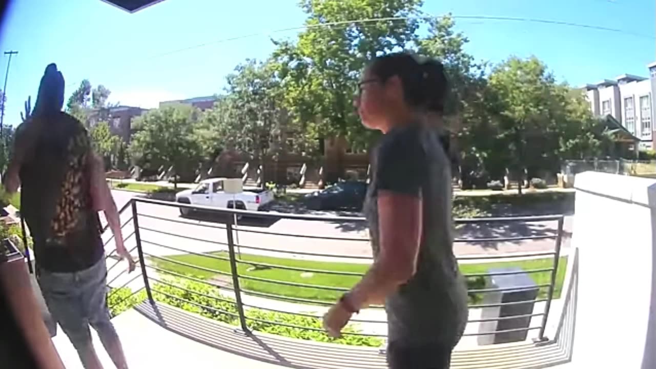 Porch pirates got instant karma 😂😂