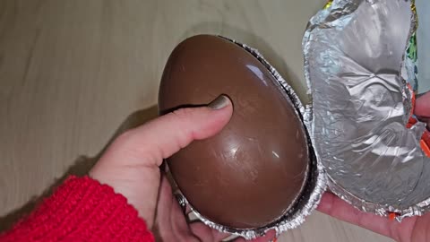 Kinder Maxi Winter Edition ❄️ | ASMR Unboxing & Relaxing Sounds