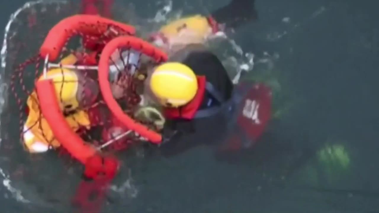 never knew the coast guard was this badass