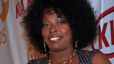 Dissecting the Atrocious Hygiene of Jaguar Wright: What's Worse, Her Smell or Her Lies?