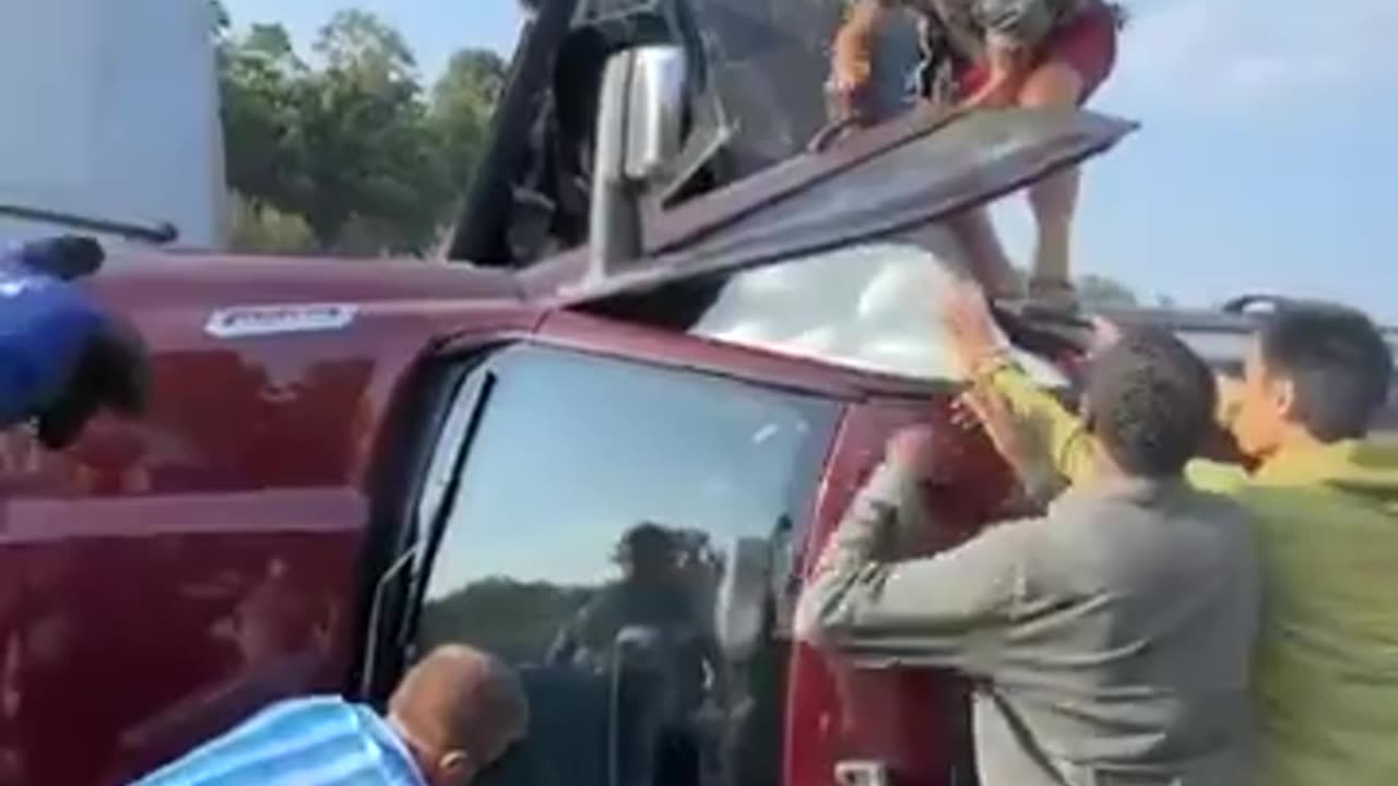 Another illegal alien [USA] with a CDL has just caused another massive wreck