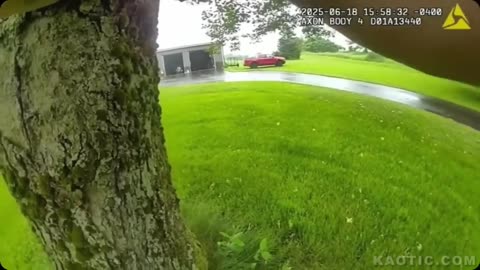 Cop shoots in his finger(s)