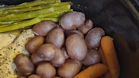 Slow Cooker Chicken Breast and Veggies