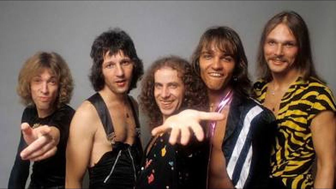 The Zoo ~ The Scorpions ( Live )