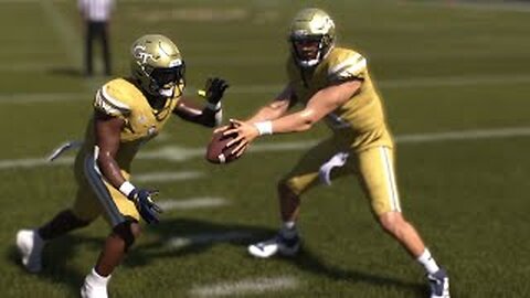 EA SPORTS COLLEGE FOOTBALL 26.