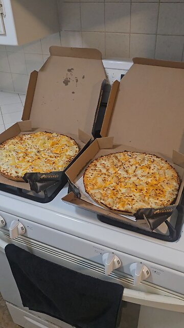 #dominos #dominospizza #bakersfield #musclegain #refeed