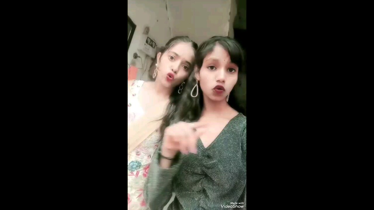 Kuch log Mujhe attitude dikha rahe hai😂