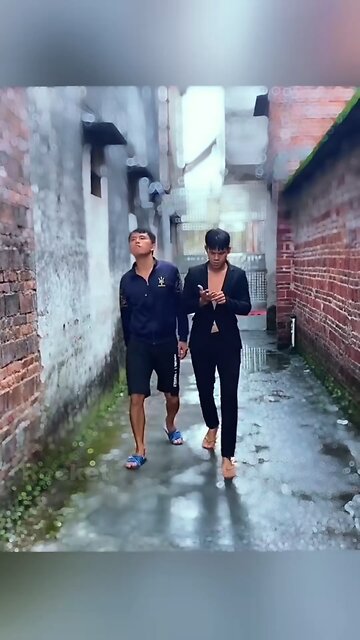 Two brothers best video clip