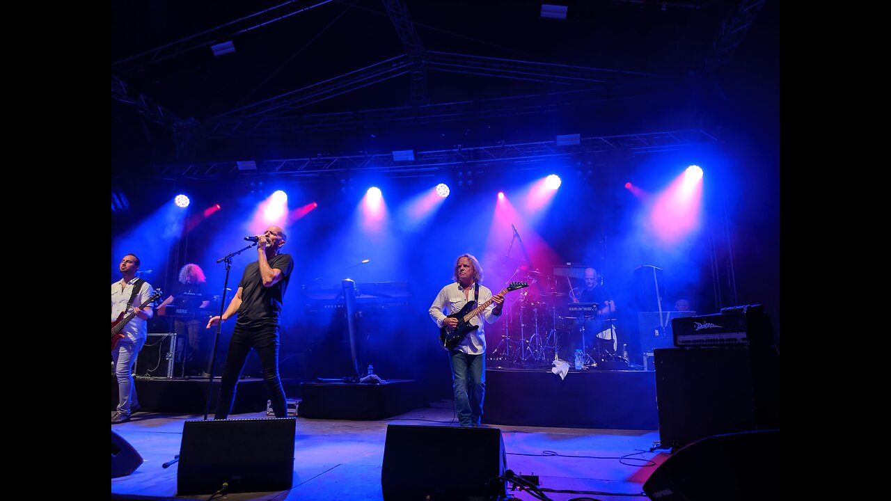 Rocktober 25 Day 27 - SAGA - Live In 2019