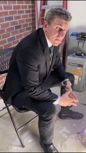 James O'Keefe, "I'm going dark. I'm not suicidal. Pray for me. 🙏 This one scares me guys." (4.30.25)