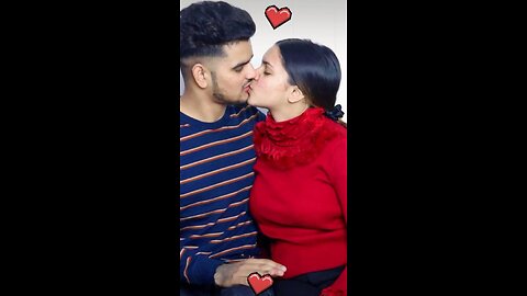 Kiss couple