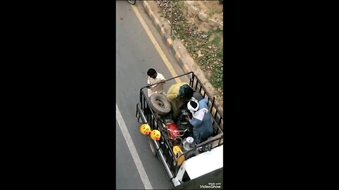 Pichhle 2 Salon se dudh Pi raha tha