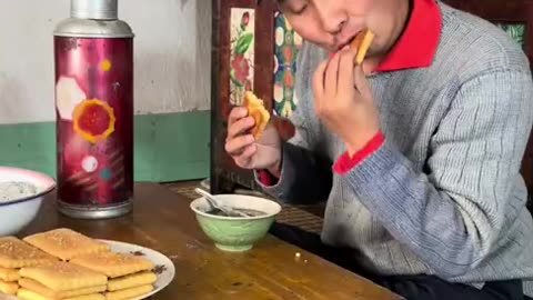 When I was a kid, old biscuits were good stuff. I couldn’t eat them normally.
