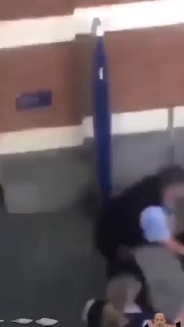 Bus driver in UK had enough!