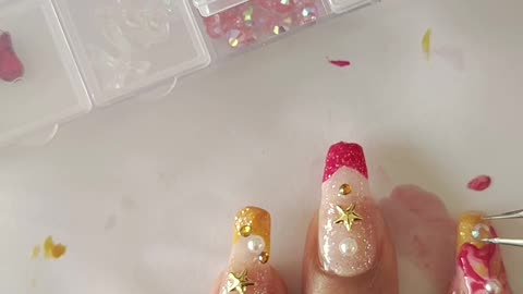 🌞🏝️ Steps for the Perfect Summer Nails...
