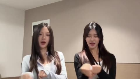 Adorable Ebony Short shorts Lively Slow Dance | Daily Beauty EP 1617