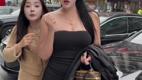 cewek kegatelan