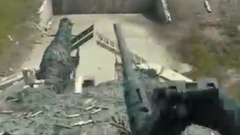 Amazing: Reloading and shooting with the US Army Abrams tank machine gun