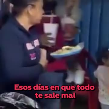 Un descuido arruina los tacos de una mujer