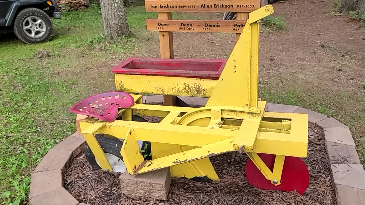 Dad's Tree Planter