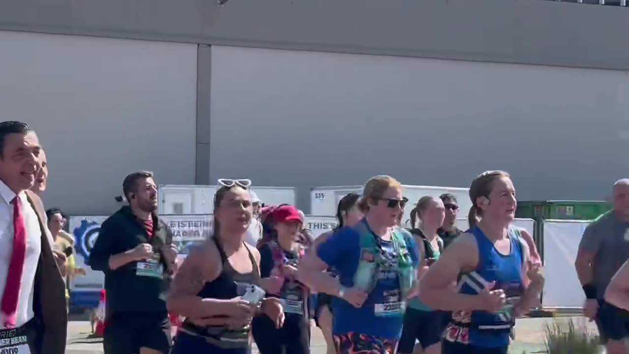Mr. Bean Crushing It at the Manchester Marathon