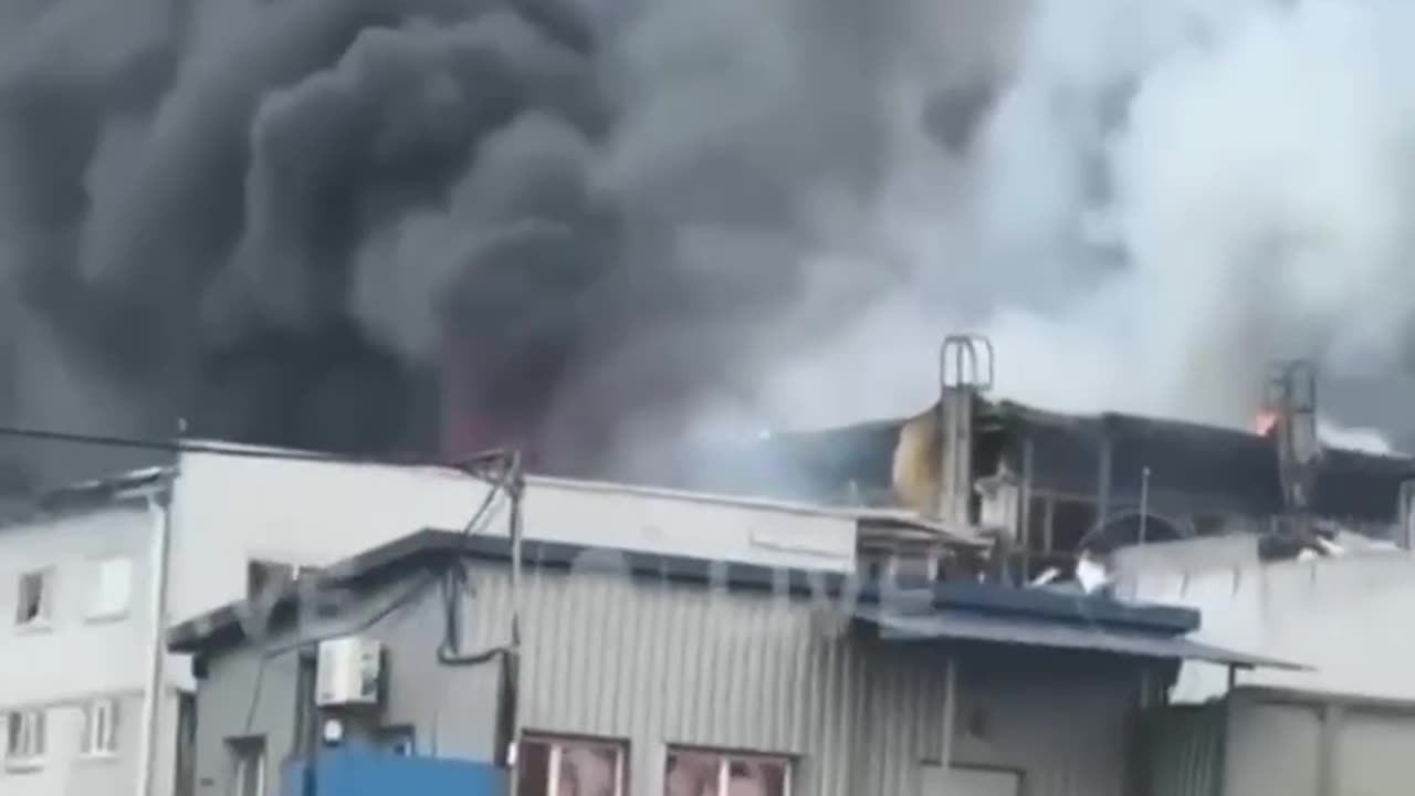 A fire continues in Dnepropetrovsk