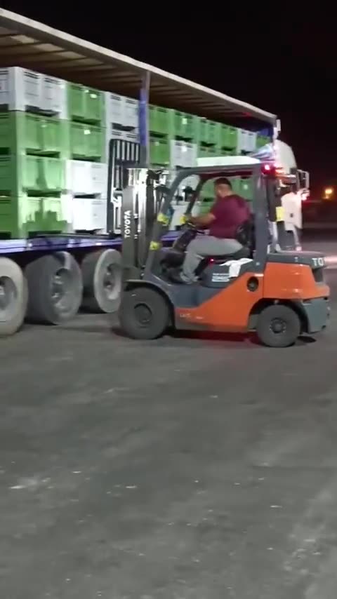 Man stuff - Dude is a certified forklift GOD
