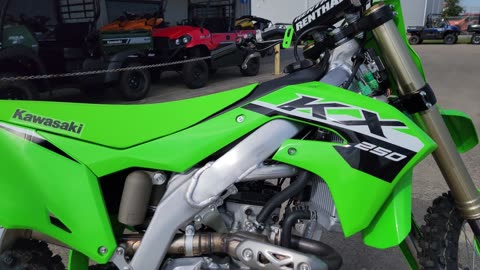 2024 KAWASAKI KX 250 WALK-AROUND