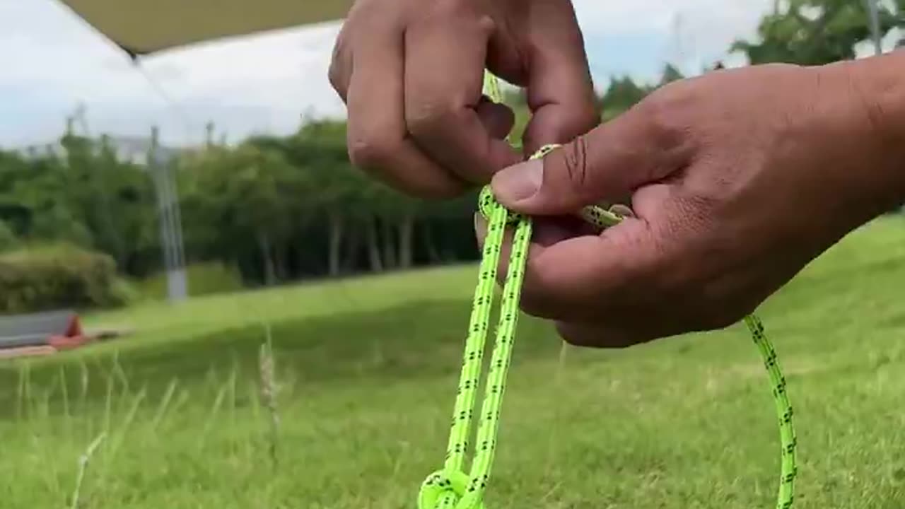 Simple and easy camping knot