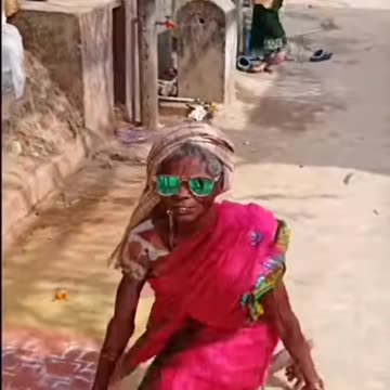Viral grandma funny Dance