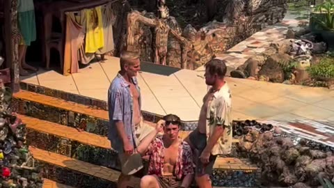 •🕺🕺🕺
