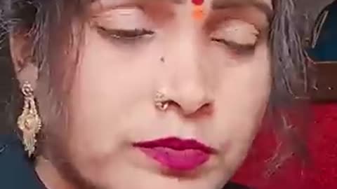 Duniya Mein To Insan bahut nikamme hai