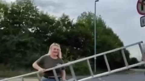 Lefties in Gloucestershire caught taking down England 🏴󠁧󠁢󠁥󠁮󠁧󠁿 flags and calling them "racist"