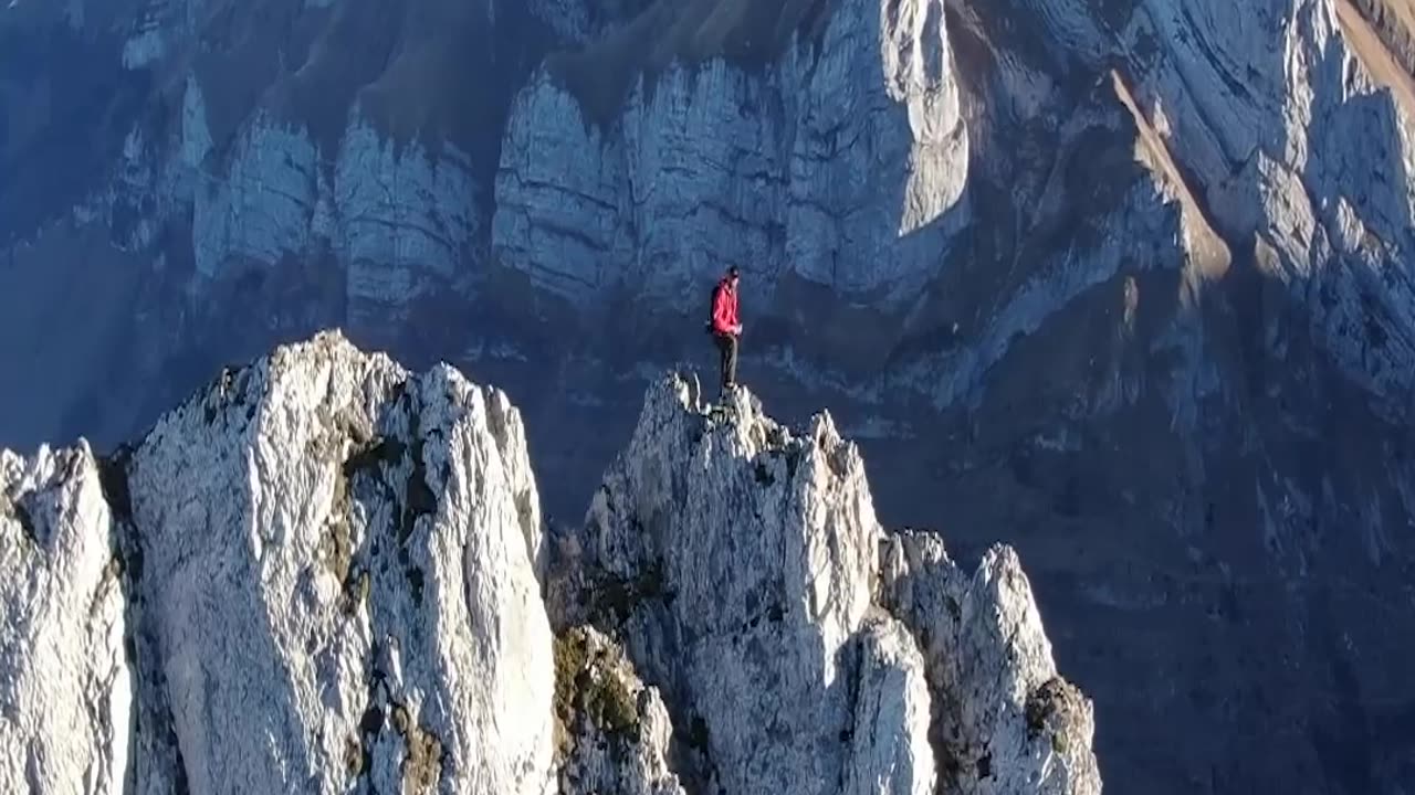 ⛰️ Senoj – Up the Hill | The Climb, The Fall, The Rise Again ✨