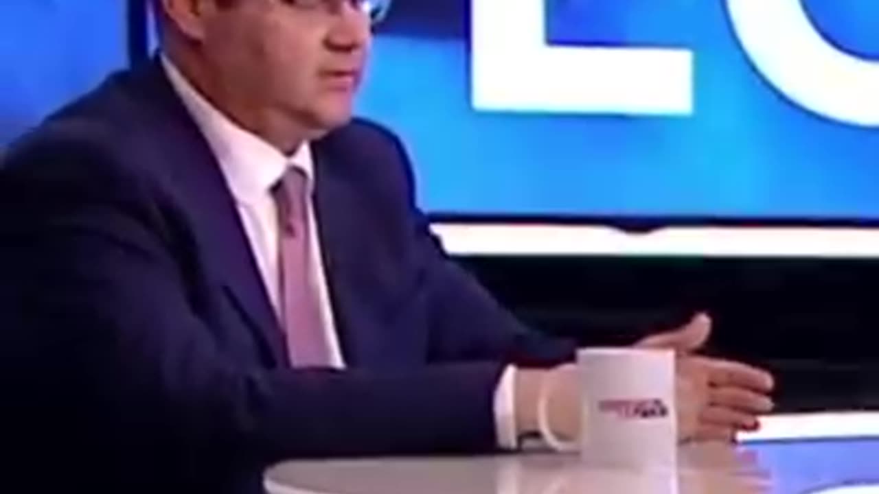 Azt sem tudja a szerencsétlen mit mond