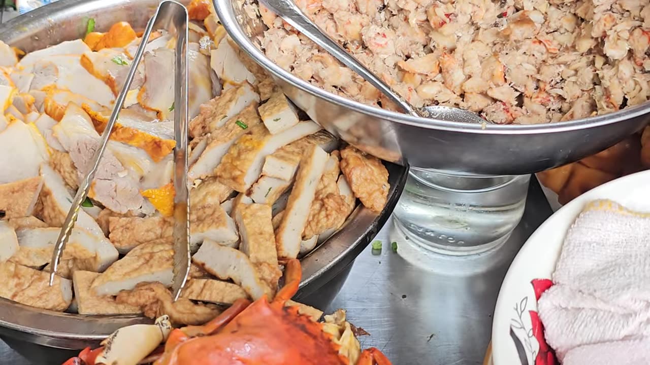 Vietnamese street food (part 20) - "Bun rieu cua"
