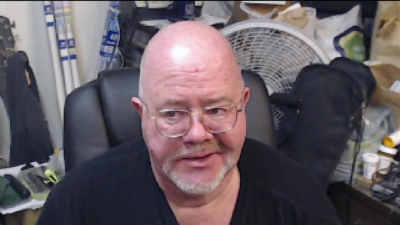 Doug Murray Show - Windows 10 vs Ubuntu 24 Linux