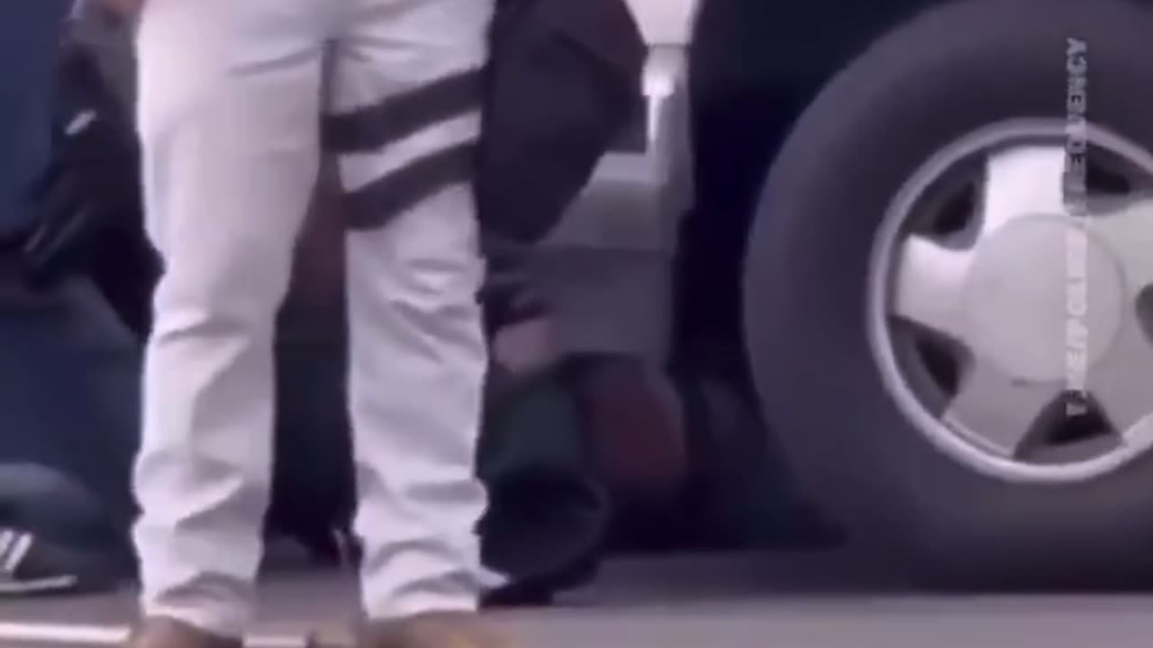 Anti-ICE Terrorist Assaults ICE Agent with WEED WHACKER