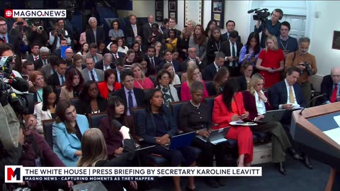 🇺🇸 Press Secretary Karoline Leavitt Faces Legacy Media in Heated White House Briefing [LIVE]