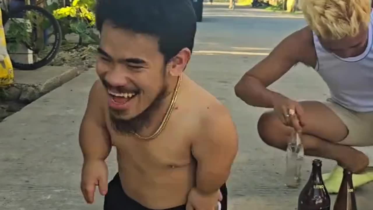 "Short Man Hilariously Jumps Over a Bottle! 😆ðŸŽ"